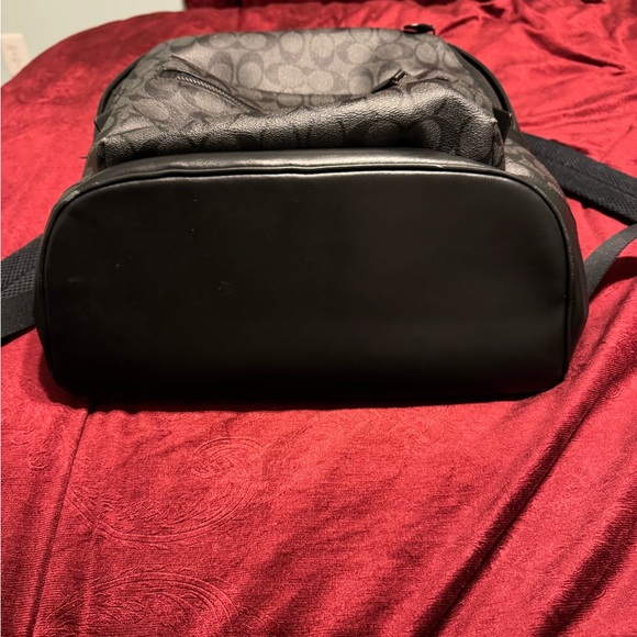 Coach Charter Backpack In Signature Canvas - Picture 5 of 8